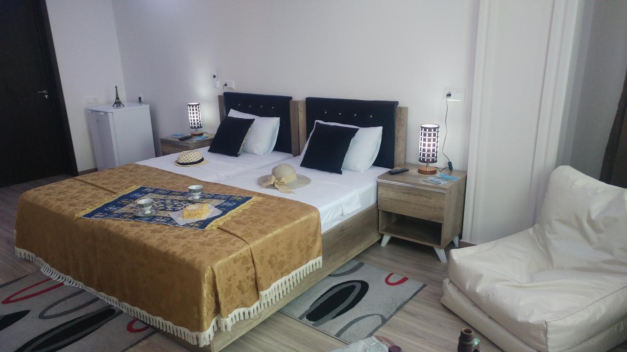 Villa Royal House 마킨자우리 외부 사진